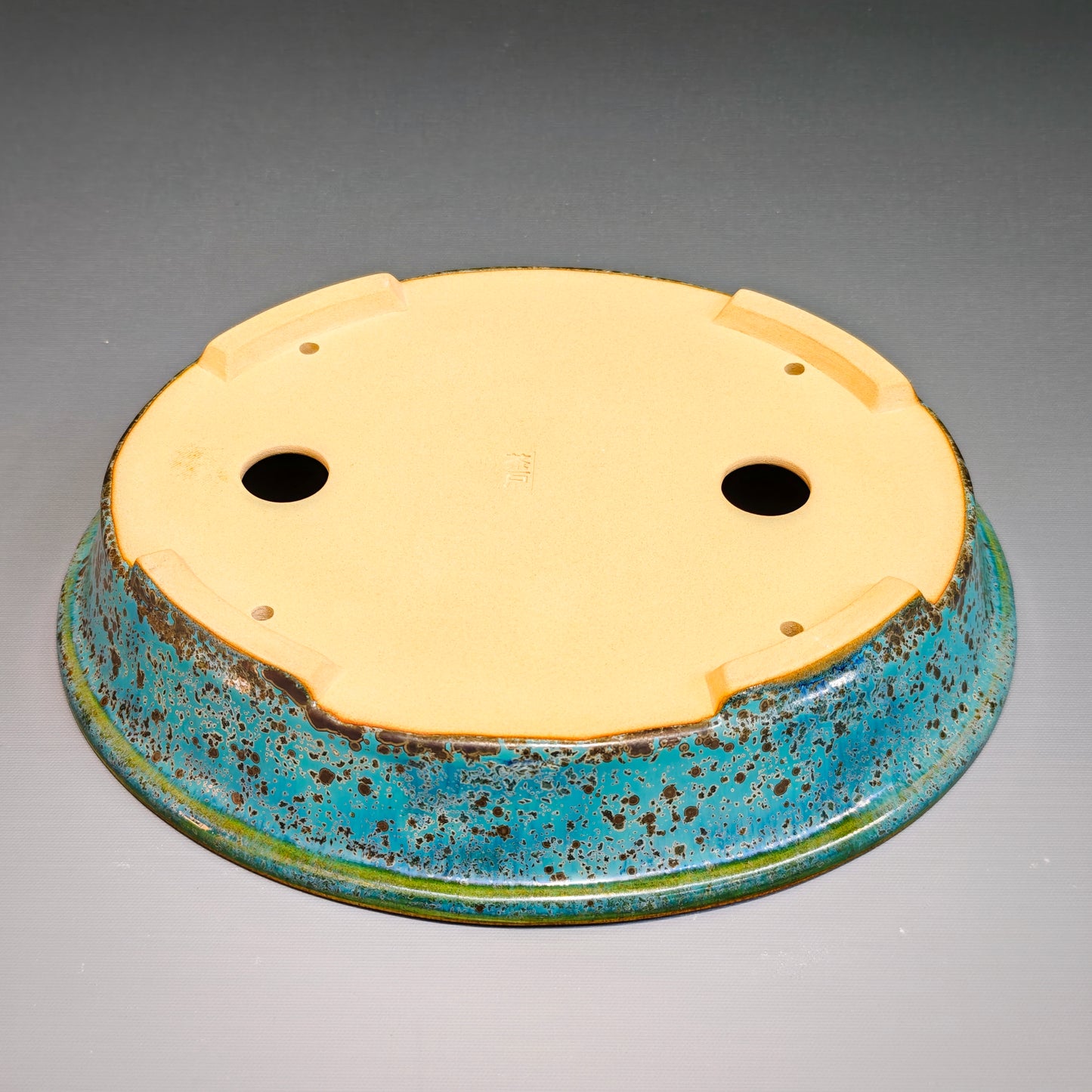Shallow Oval No.3